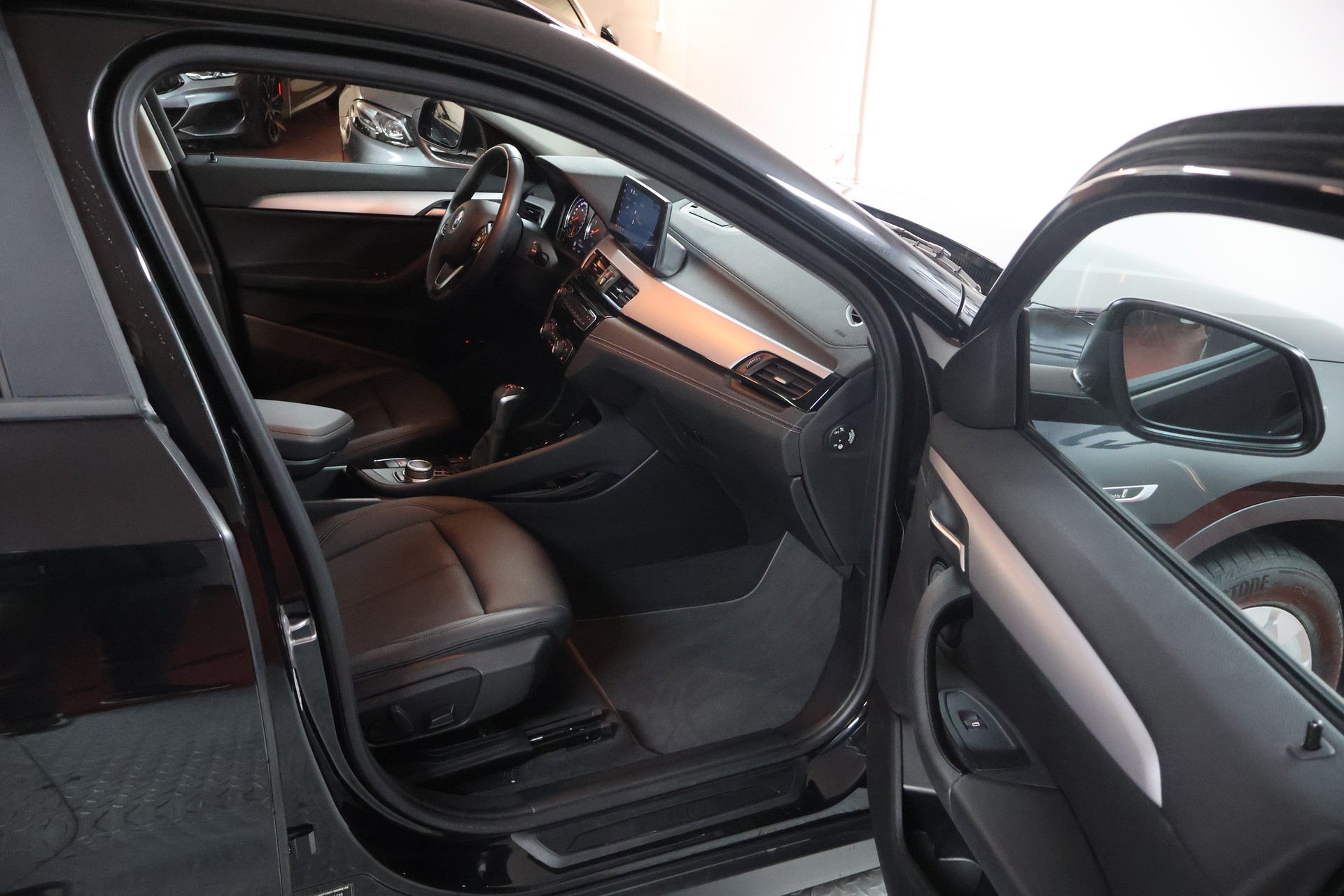 BMW X2 xDrive 25e M Mesh Steptronic-image-15