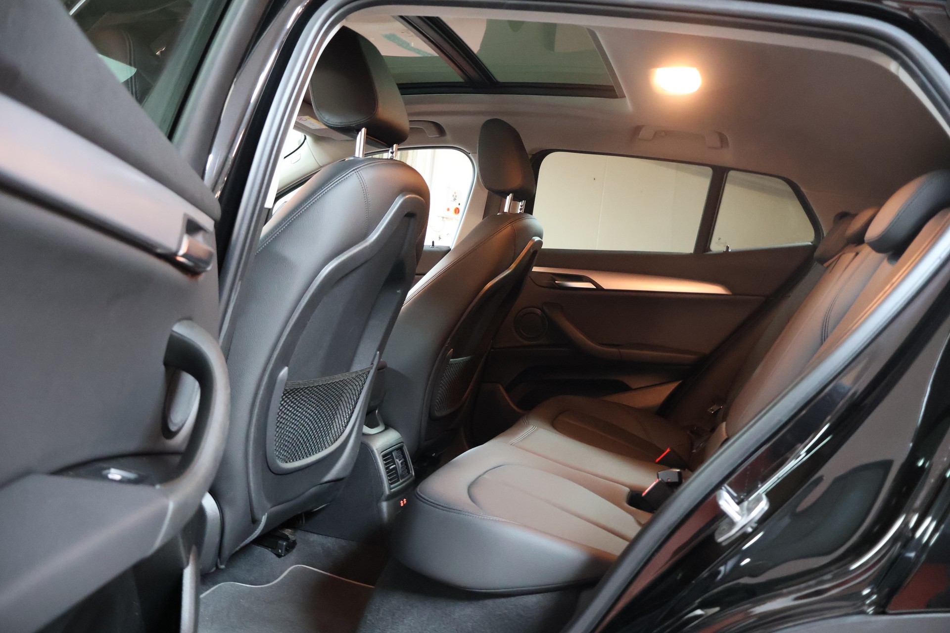 BMW X2 xDrive 25e M Mesh Steptronic-image-18