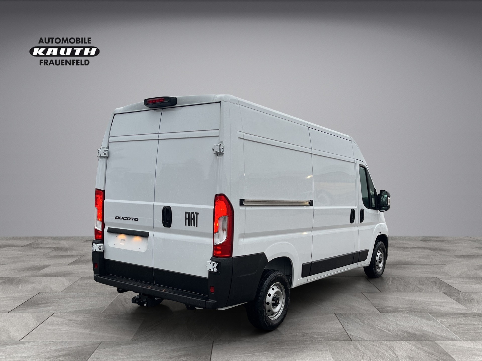 FIAT Ducato 35 L2H2 *AHK, Rückfahrkamera, 270°Flügeltüren, Navi*-image-5