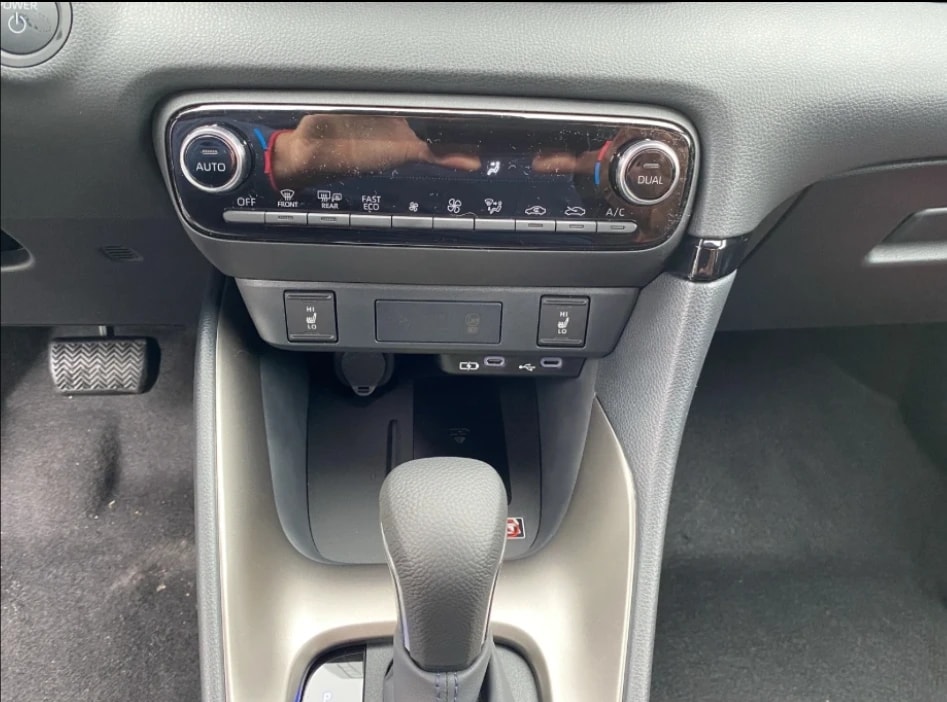 Image MAZDA 2 2 SKYACTIV-G 90 Homura Aka Automat