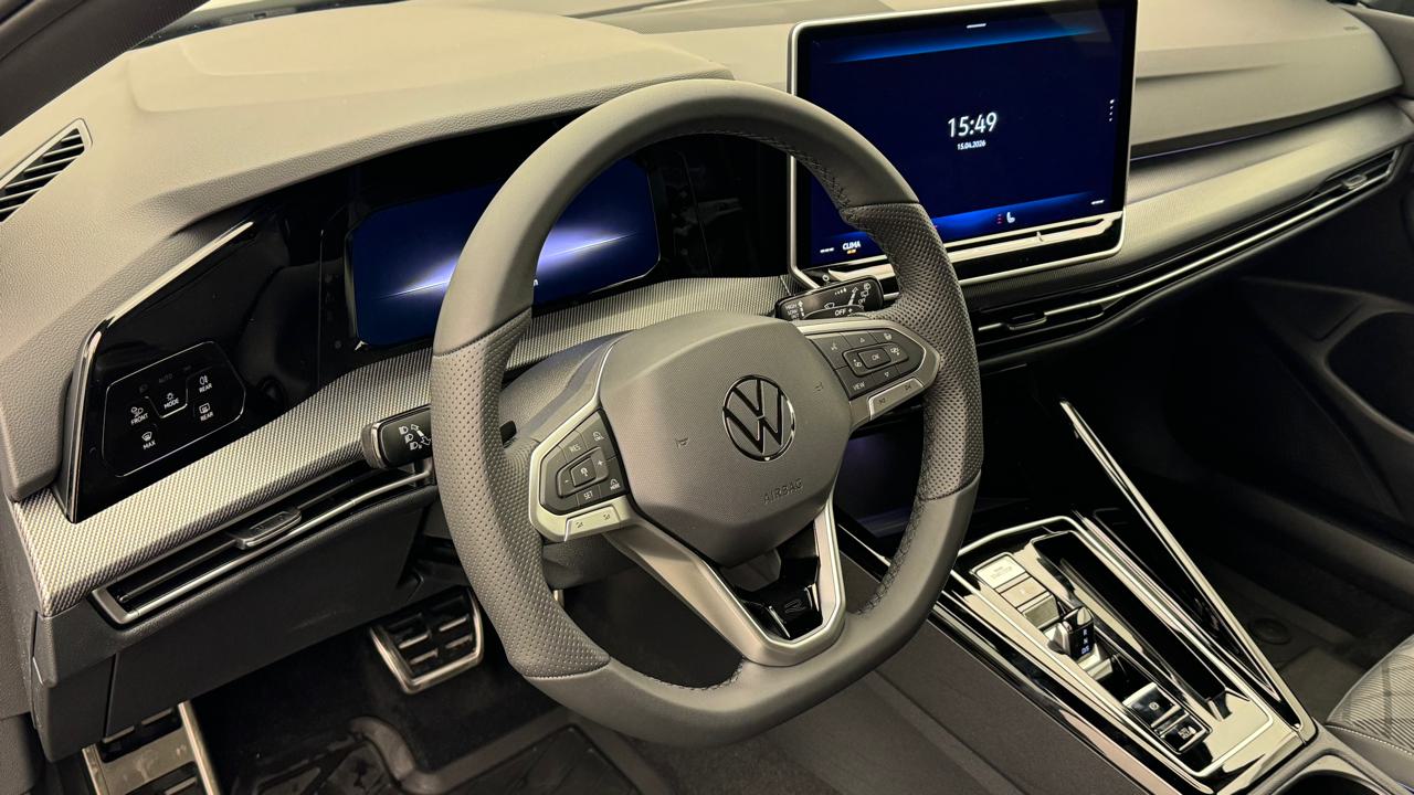 VW Golf 1.5 e TSI mHEV R-Line DSG-image-6