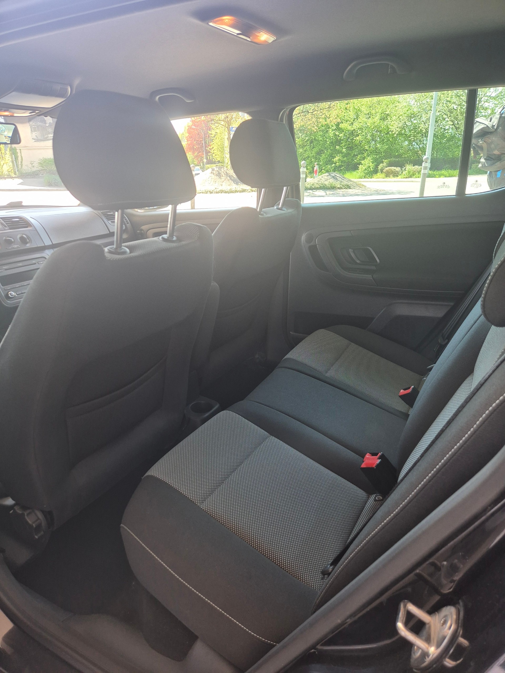 SKODA Fabia 1.2 TSI Monte Carlo-image-7