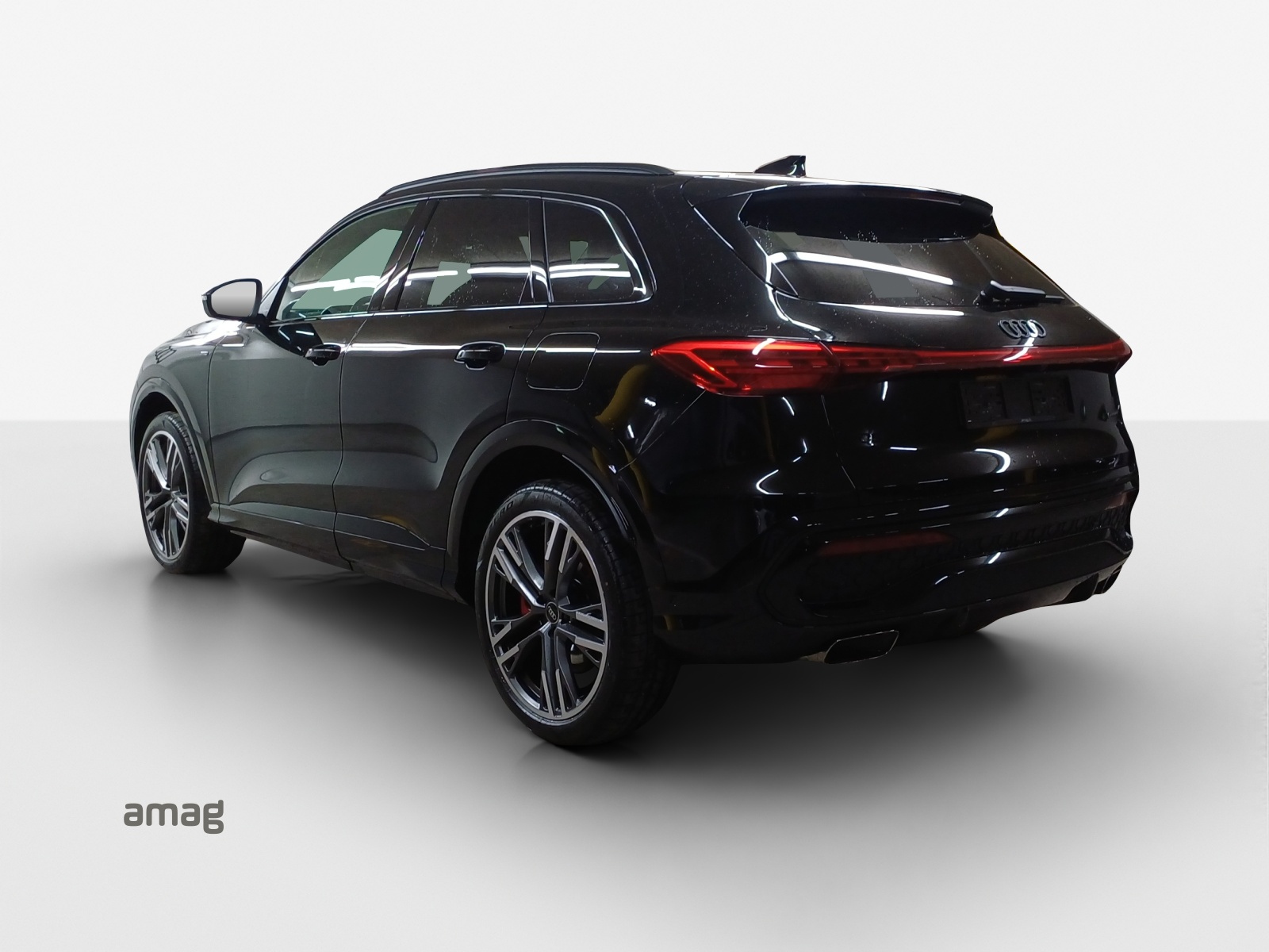AUDI Q5 e-hybrid quattro 270 kW S-tronic-showroom-element-2