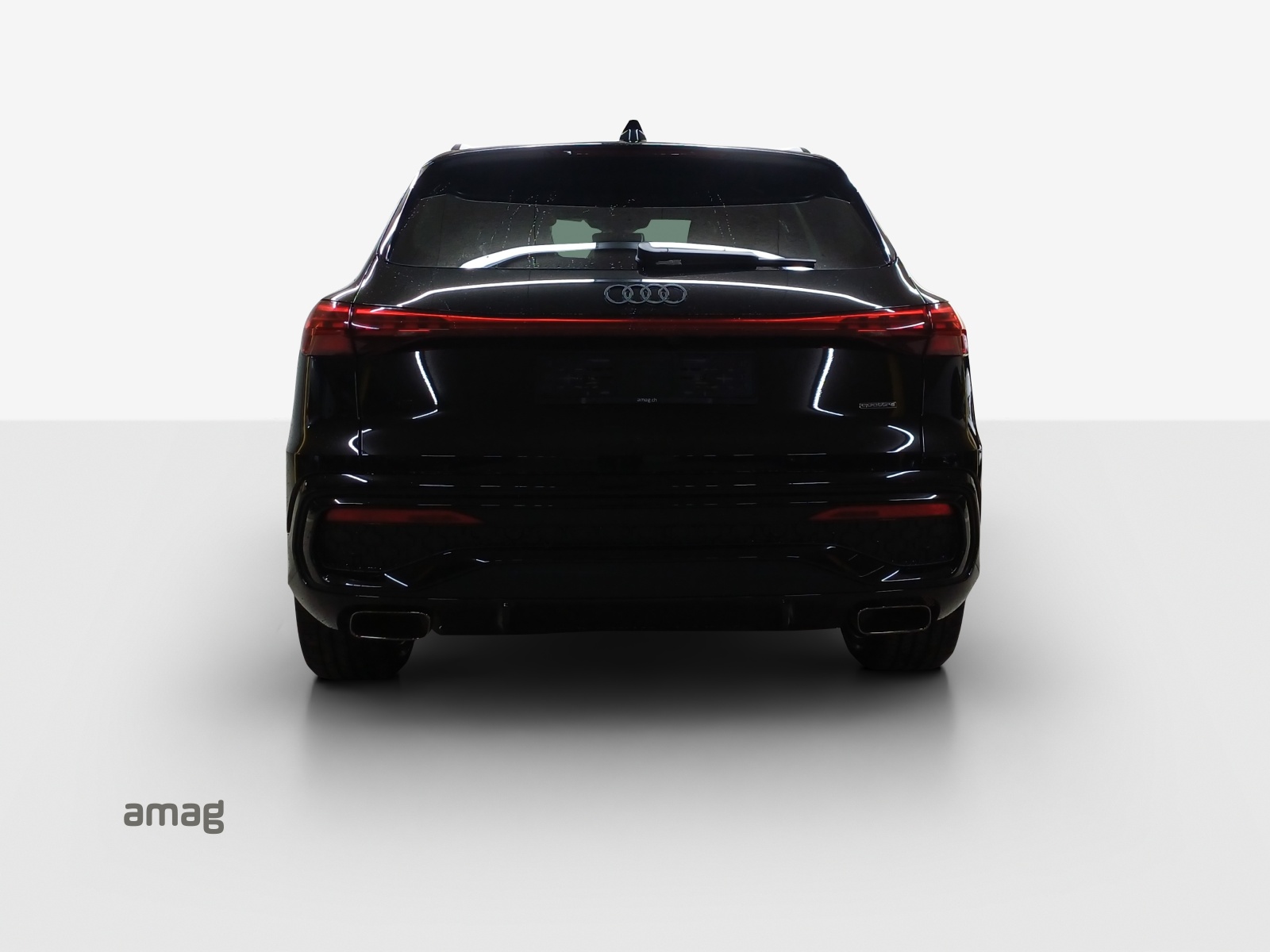 AUDI Q5 e-hybrid quattro 270 kW S-tronic-showroom-element-3