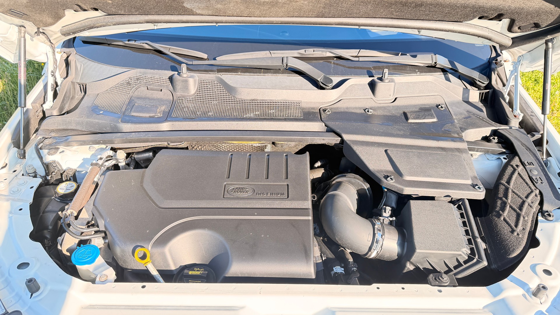 LAND ROVER Discovery Sport 2.0 Si4 HSE Advantage AT9-image-12