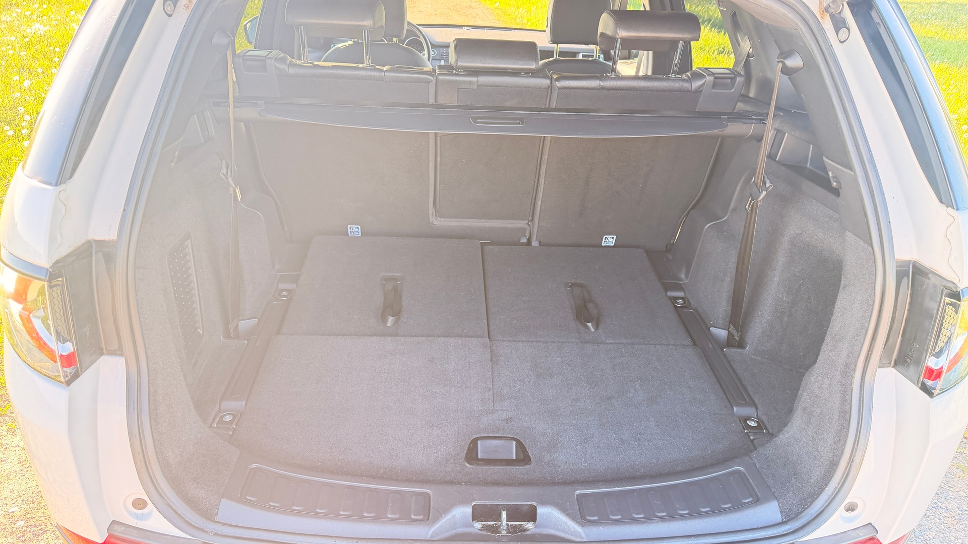 LAND ROVER Discovery Sport 2.0 Si4 HSE Advantage AT9-image-8