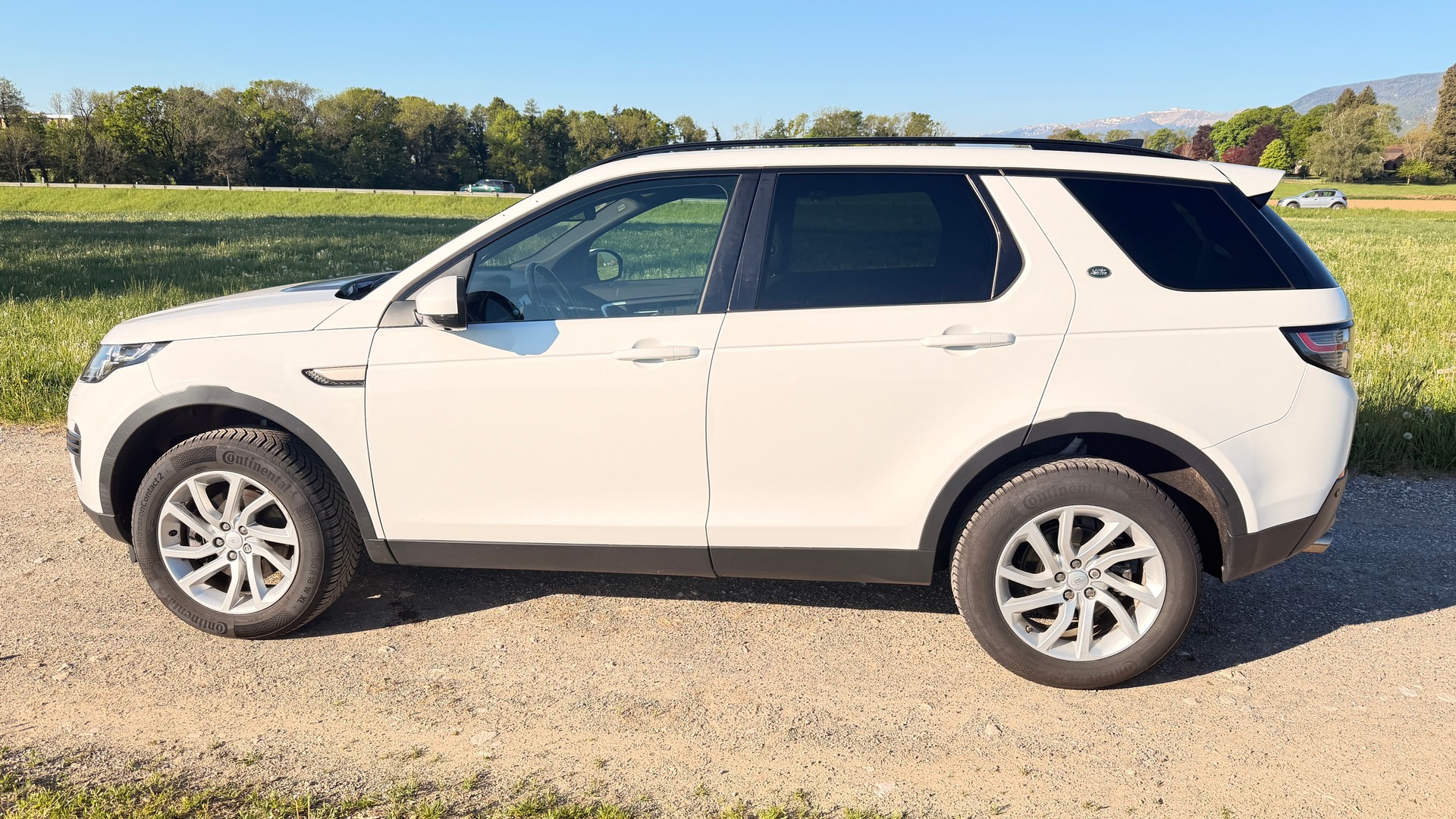 LAND ROVER Discovery Sport 2.0 Si4 HSE Advantage AT9-image-3