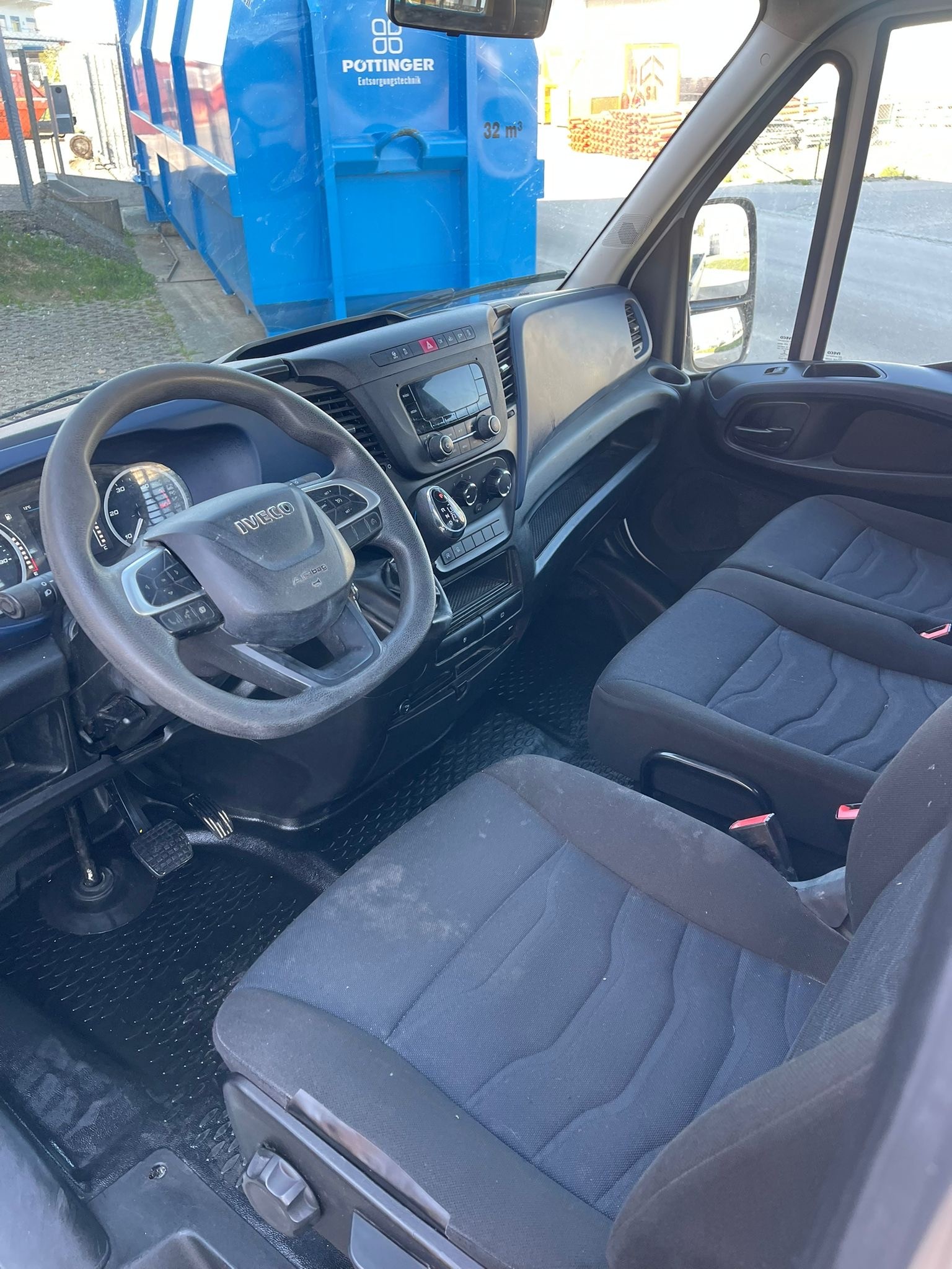 IVECO 35 S 14-image-6