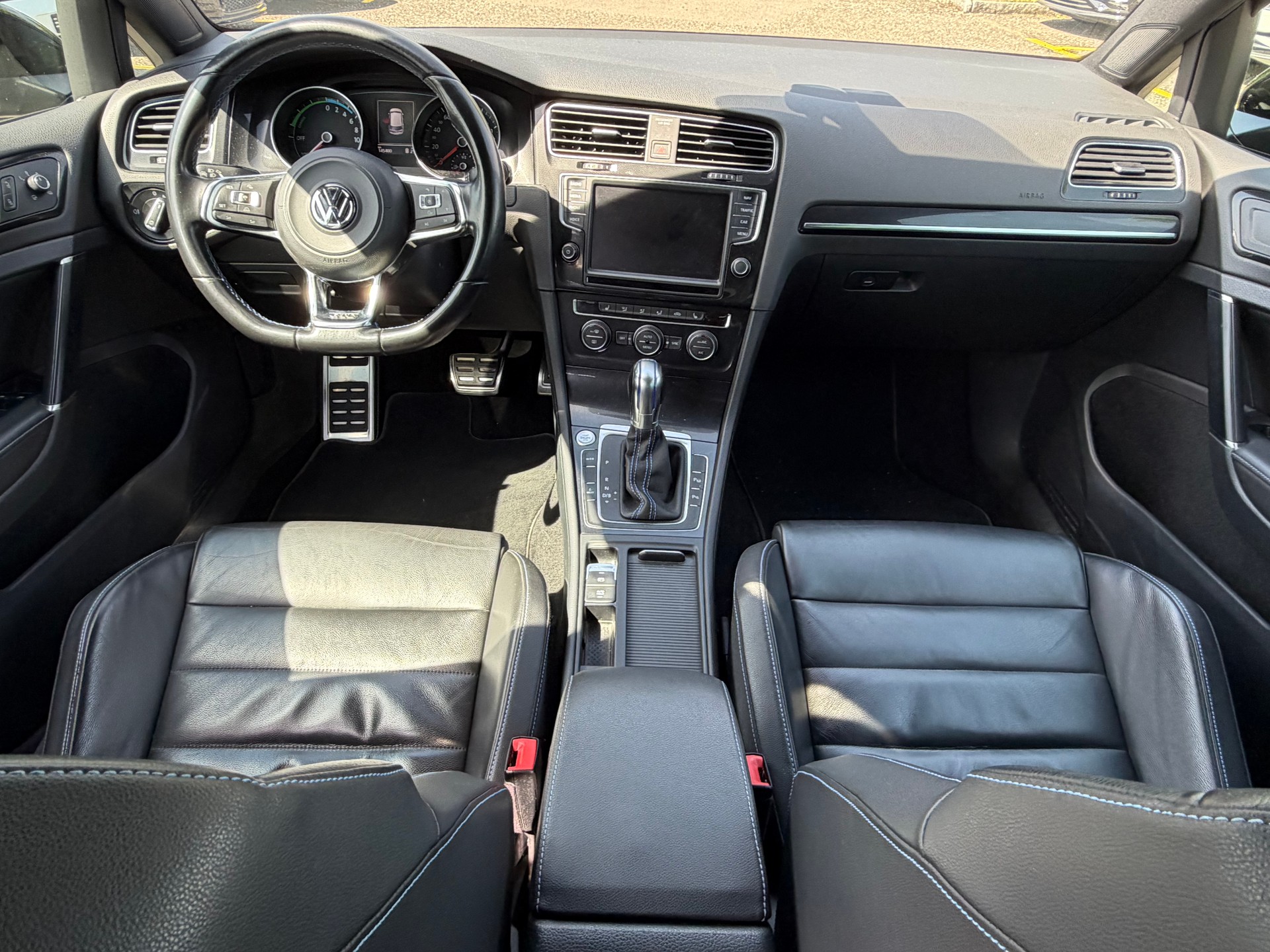VW Golf 1.4 TSI GTE DSG-image-10