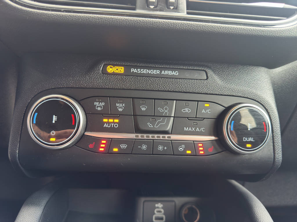 FORD Kuga 2.5 Hybrid ST-Line X 4x4-image-12