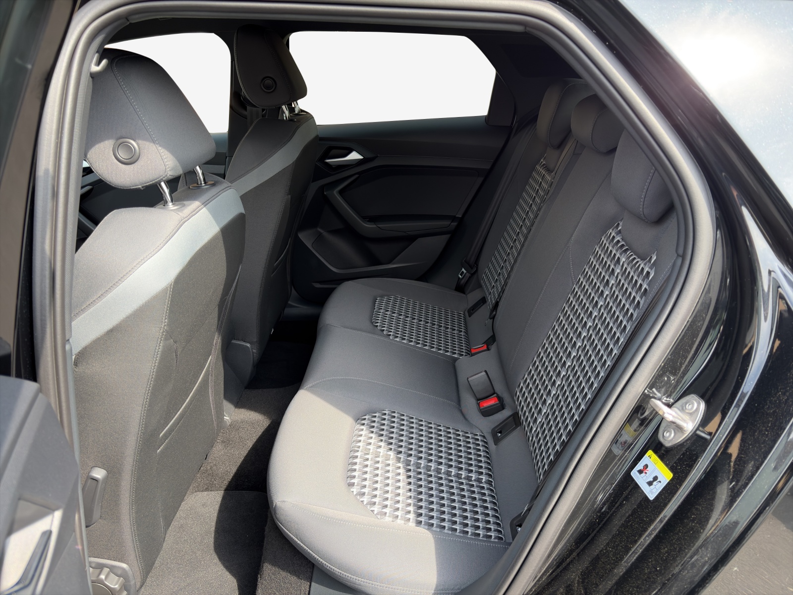 AUDI A1 Sportback 30 TFSI Attraction S-tronic-image-11
