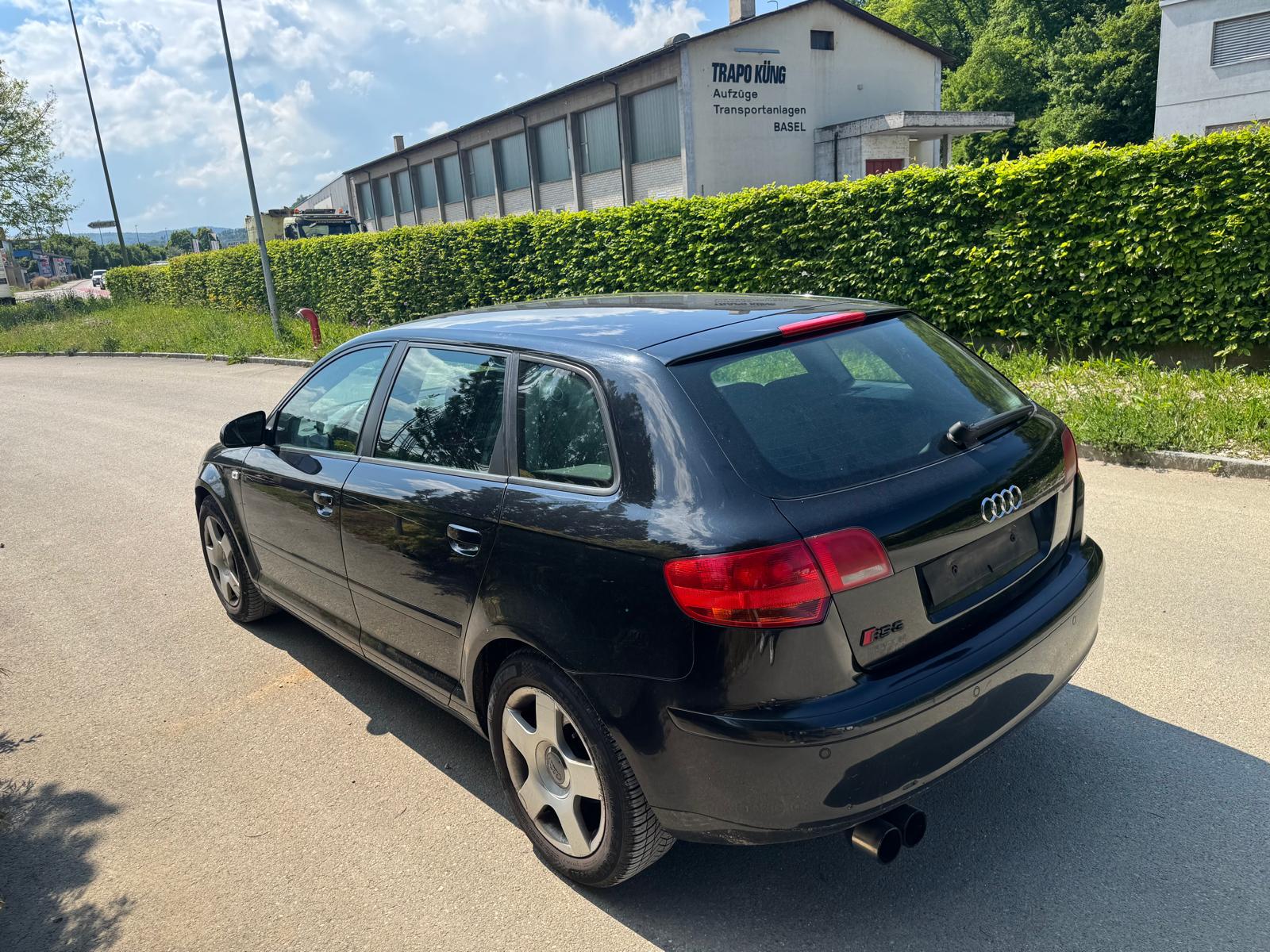 AUDI A3 1.8 Turbo FSI Ambiente-image-4