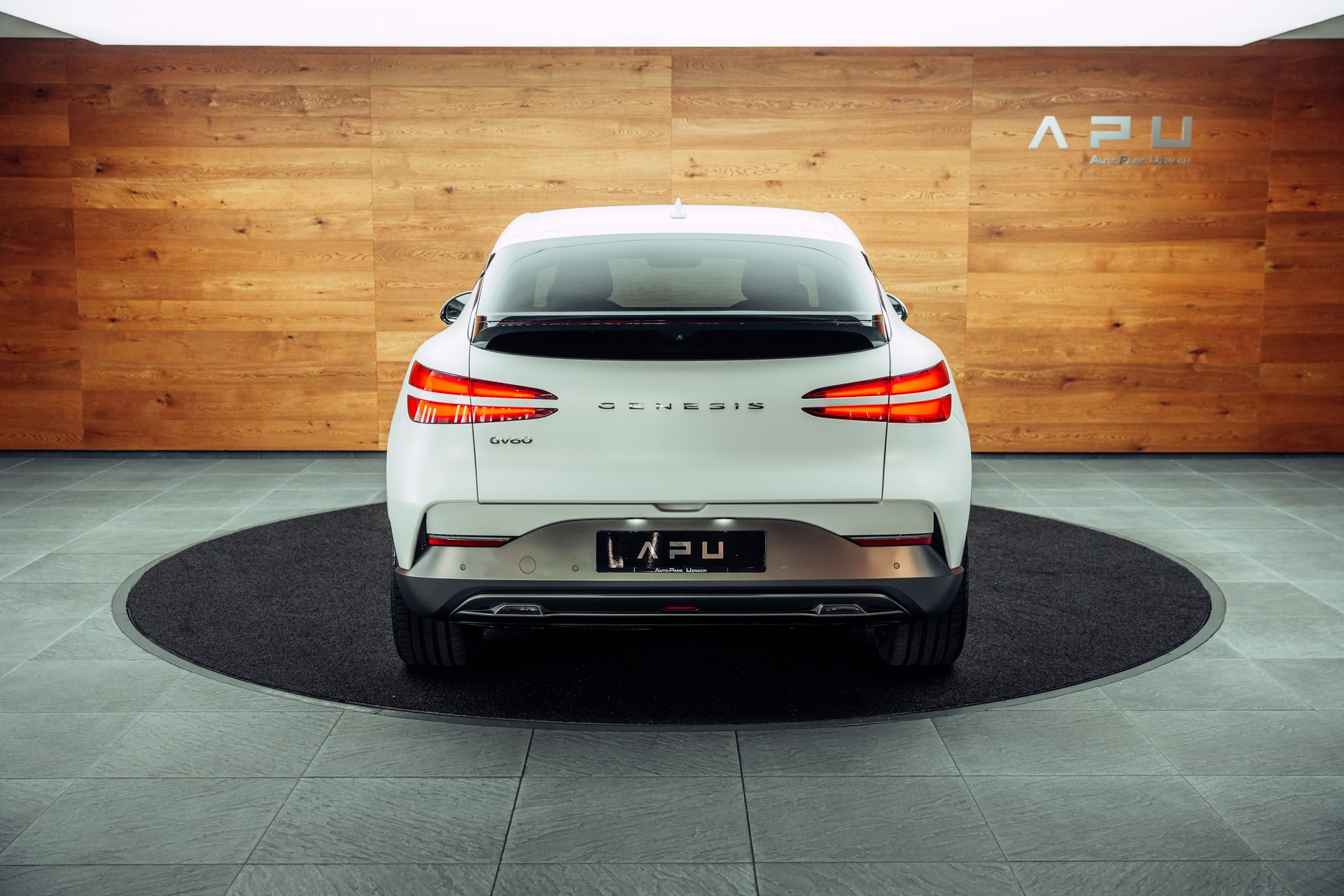 GENESIS GV60 77.4 kWh Sport AWD-image-17
