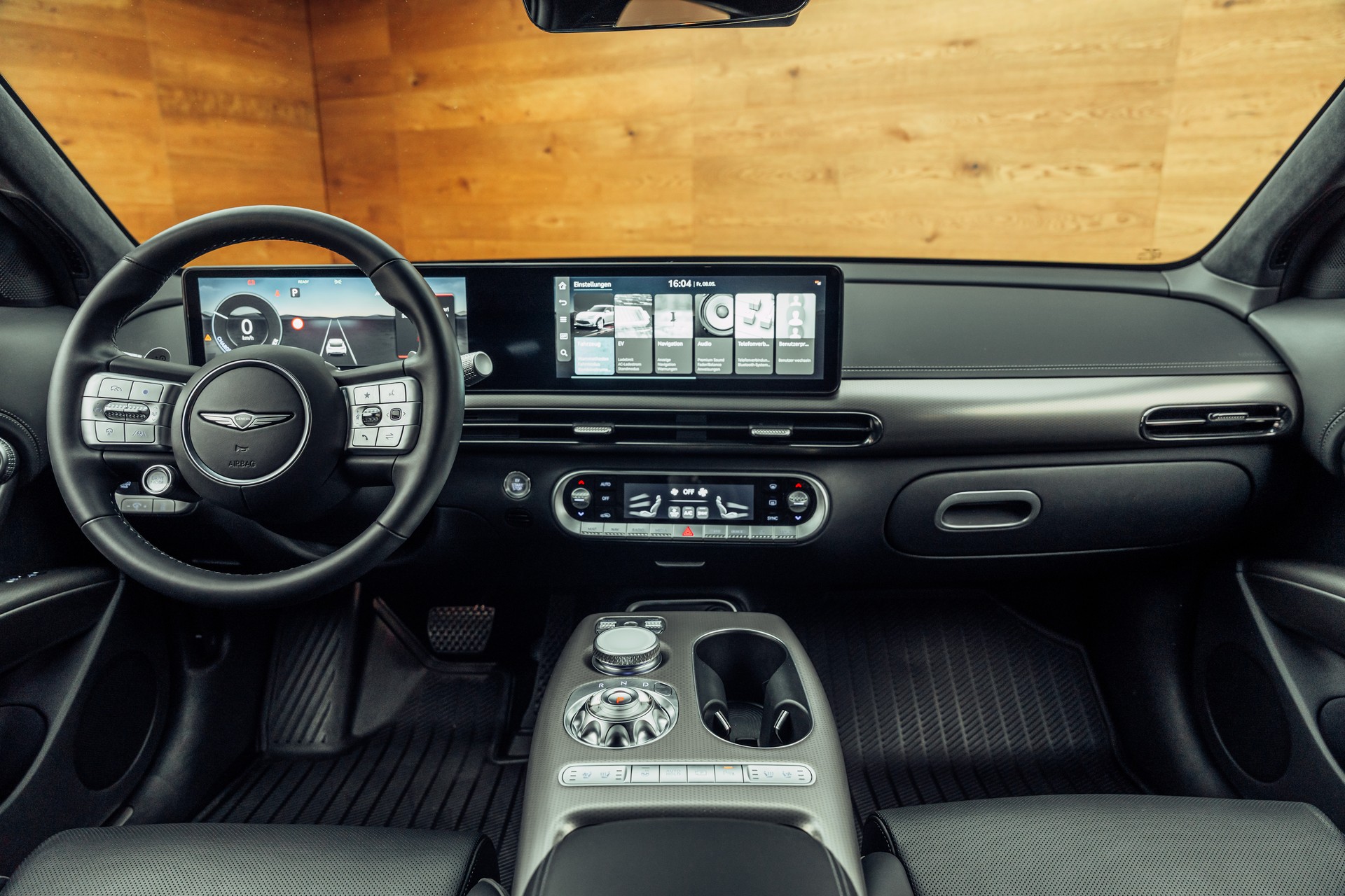 GENESIS GV60 77.4 kWh Sport AWD-image-4