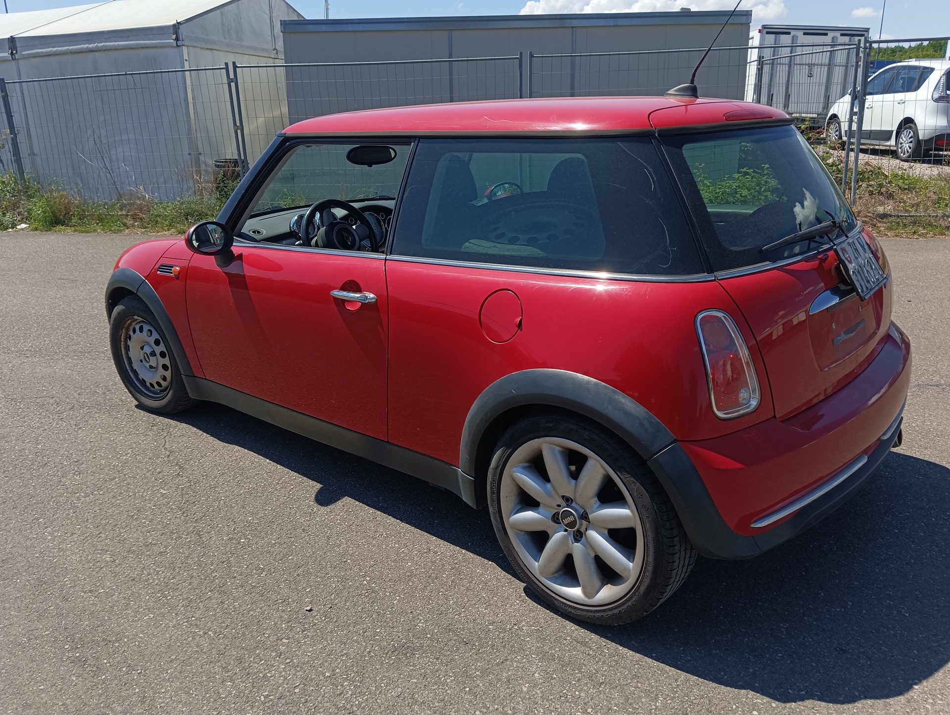 MINI Cooper-image-3
