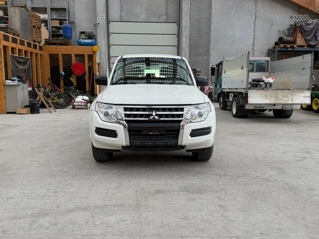 MITSUBISHI Pajero 3.2 DI-D Style Automatic 7 posti-image-6