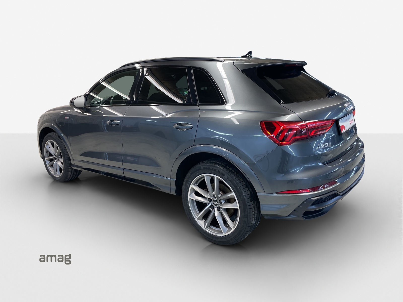 AUDI Q3 45 TFSI e S line Attraction S-tronic-image-2