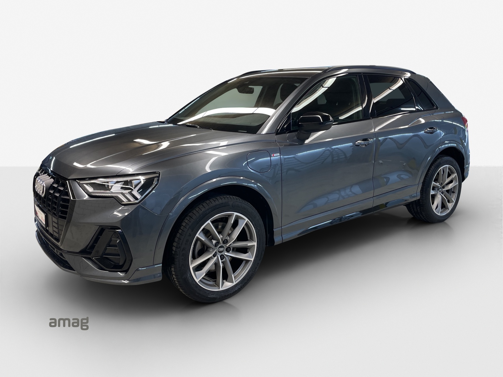 AUDI Q3 45 TFSI e S line Attraction S-tronic-image-0