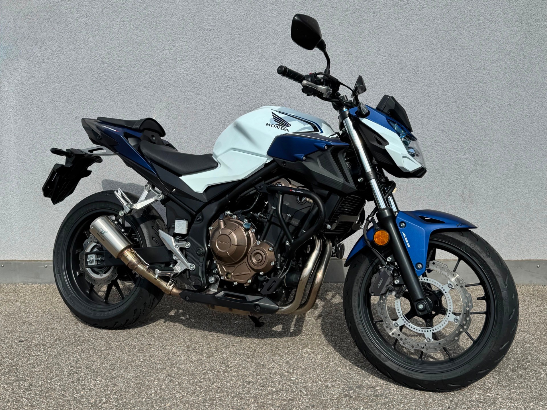 HONDA CB 500 F ABS-showroom-element-1