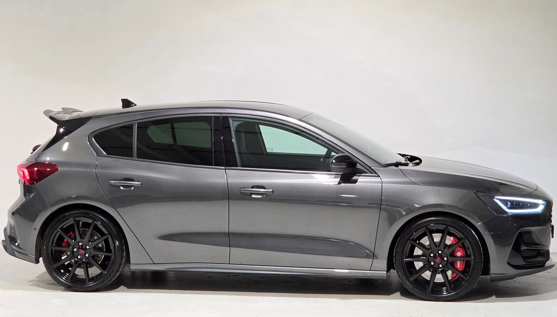 FORD Focus 2.3 ST X TRACK PACK Werksgarantie bis 07.2028-image-30