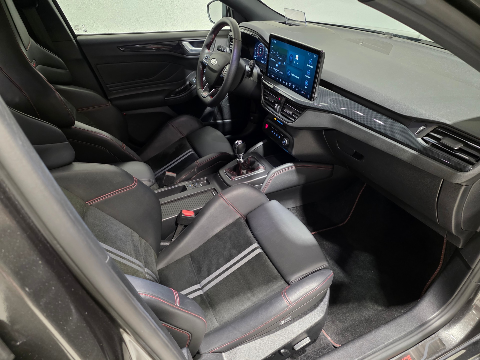 FORD Focus 2.3 ST X TRACK PACK Werksgarantie bis 07.2028-image-24