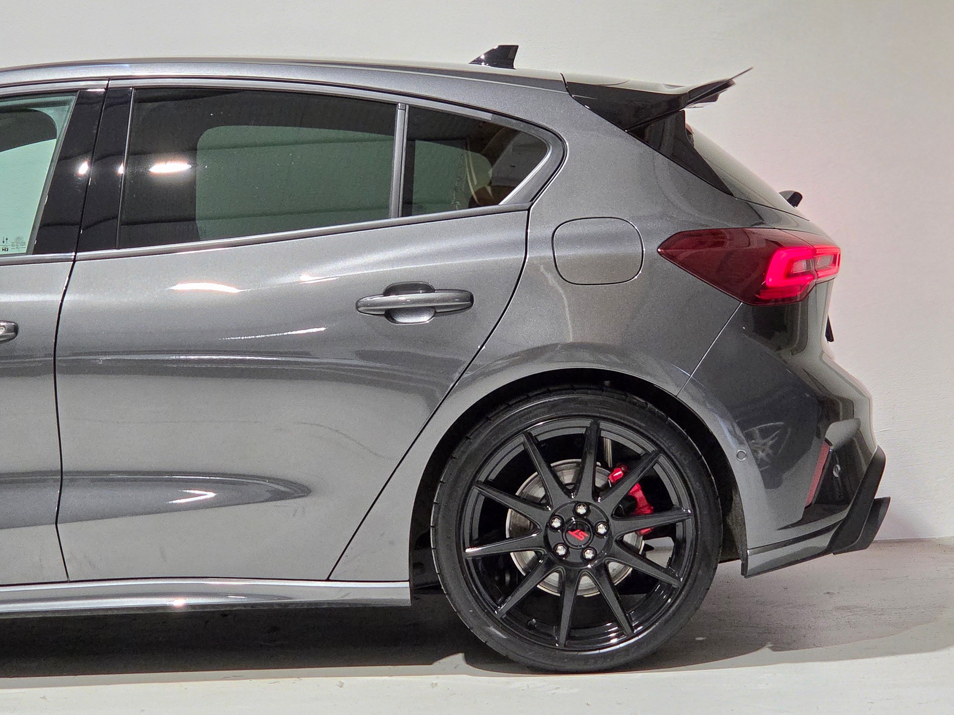 FORD Focus 2.3 ST X TRACK PACK Werksgarantie bis 07.2028-image-26