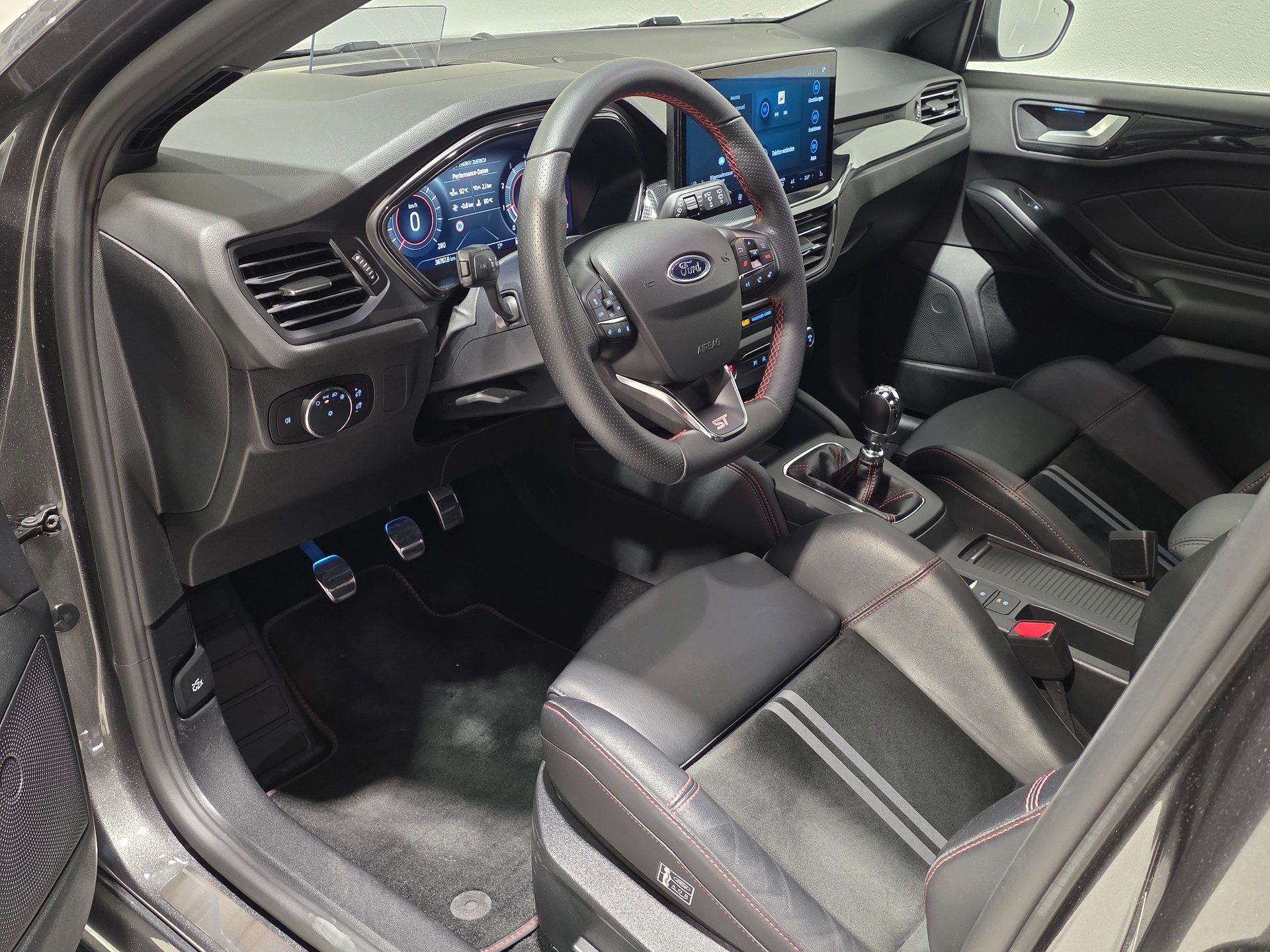 FORD Focus 2.3 ST X TRACK PACK Werksgarantie bis 07.2028-image-6