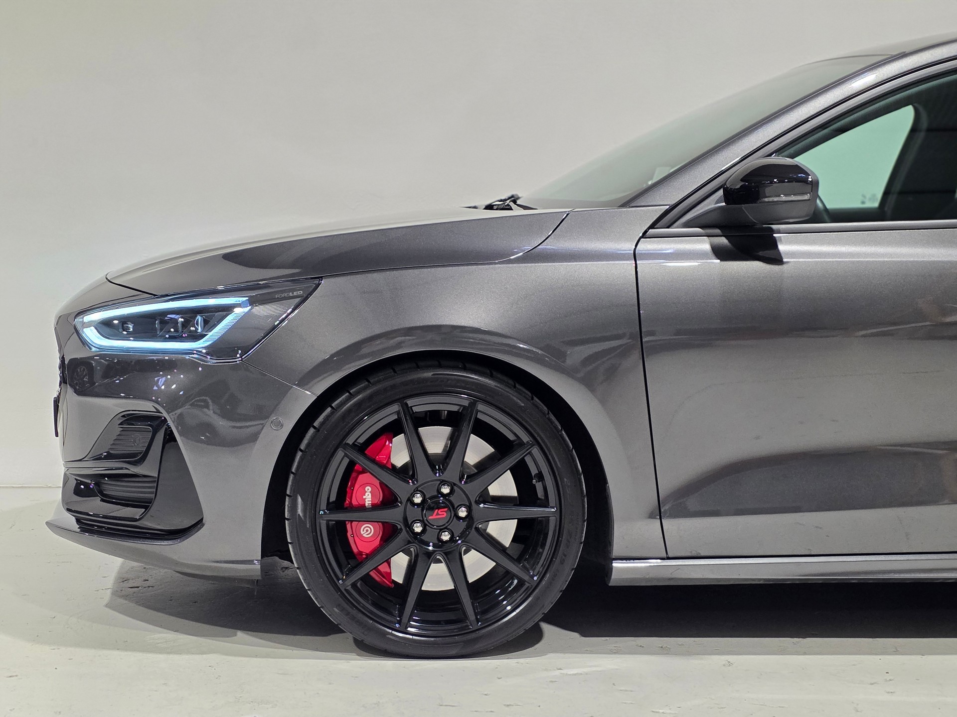 FORD Focus 2.3 ST X TRACK PACK Werksgarantie bis 07.2028-image-25