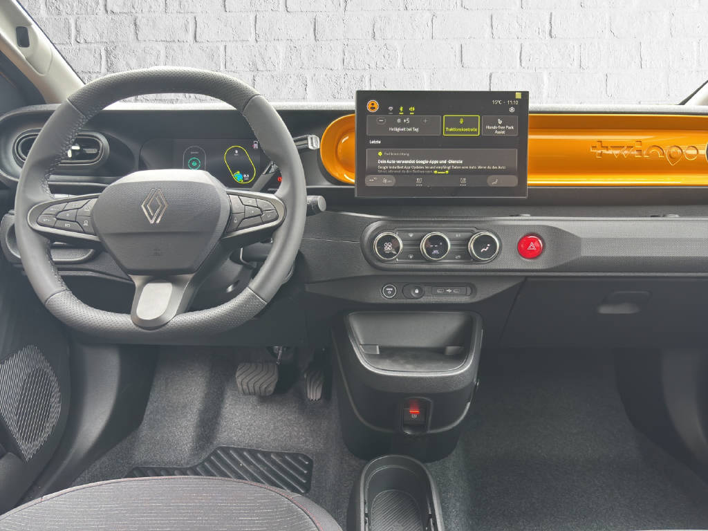 RENAULT Twingo E-Tech Urban Range techno-image-9
