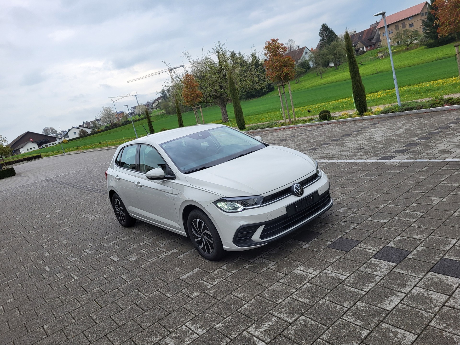 VW Polo 1.0 TSI Life-image-3