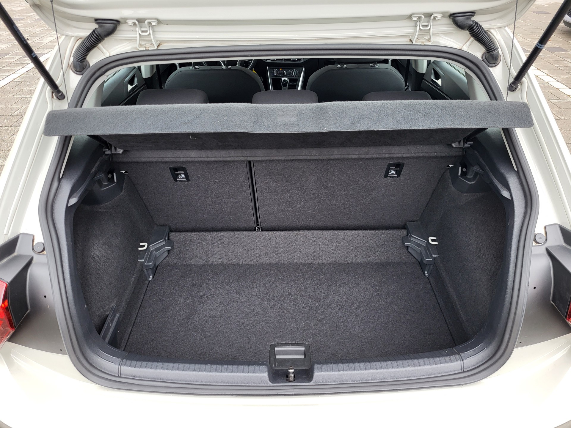 VW Polo 1.0 TSI Life-image-13