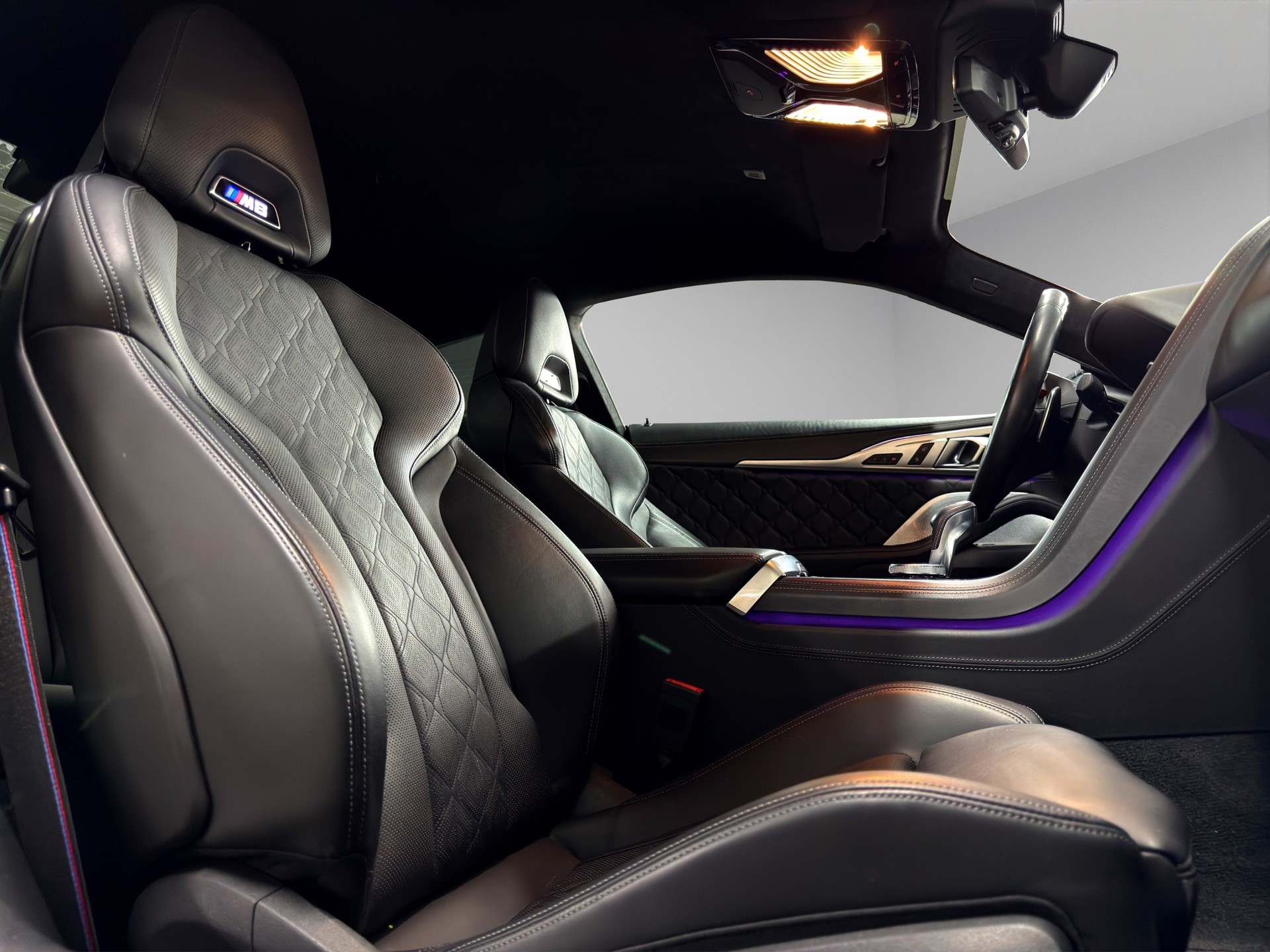 BMW M8 xDrive Steptronic M Competition-image-13