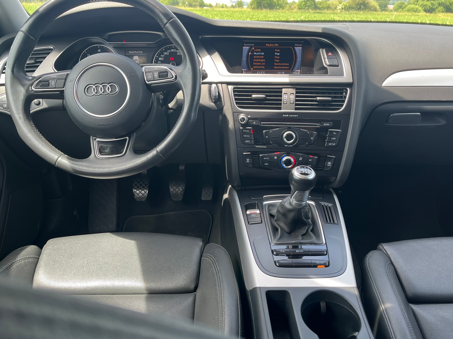 AUDI A4 Avant 2.0 TDIe-image-11