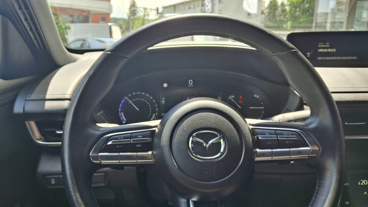 MAZDA MX-30 e-Skyactiv Exclusive-Line-image-10