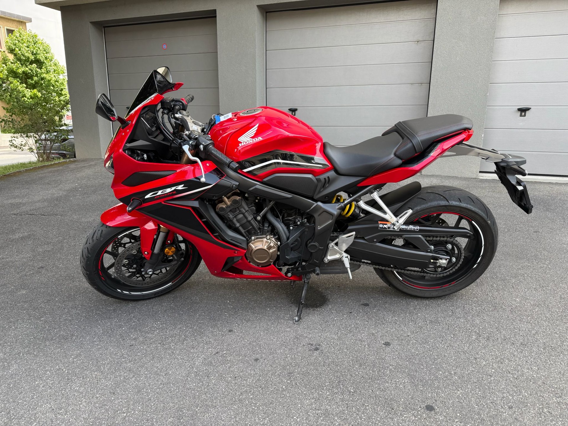 HONDA CBR 650 R-showroom-element-2