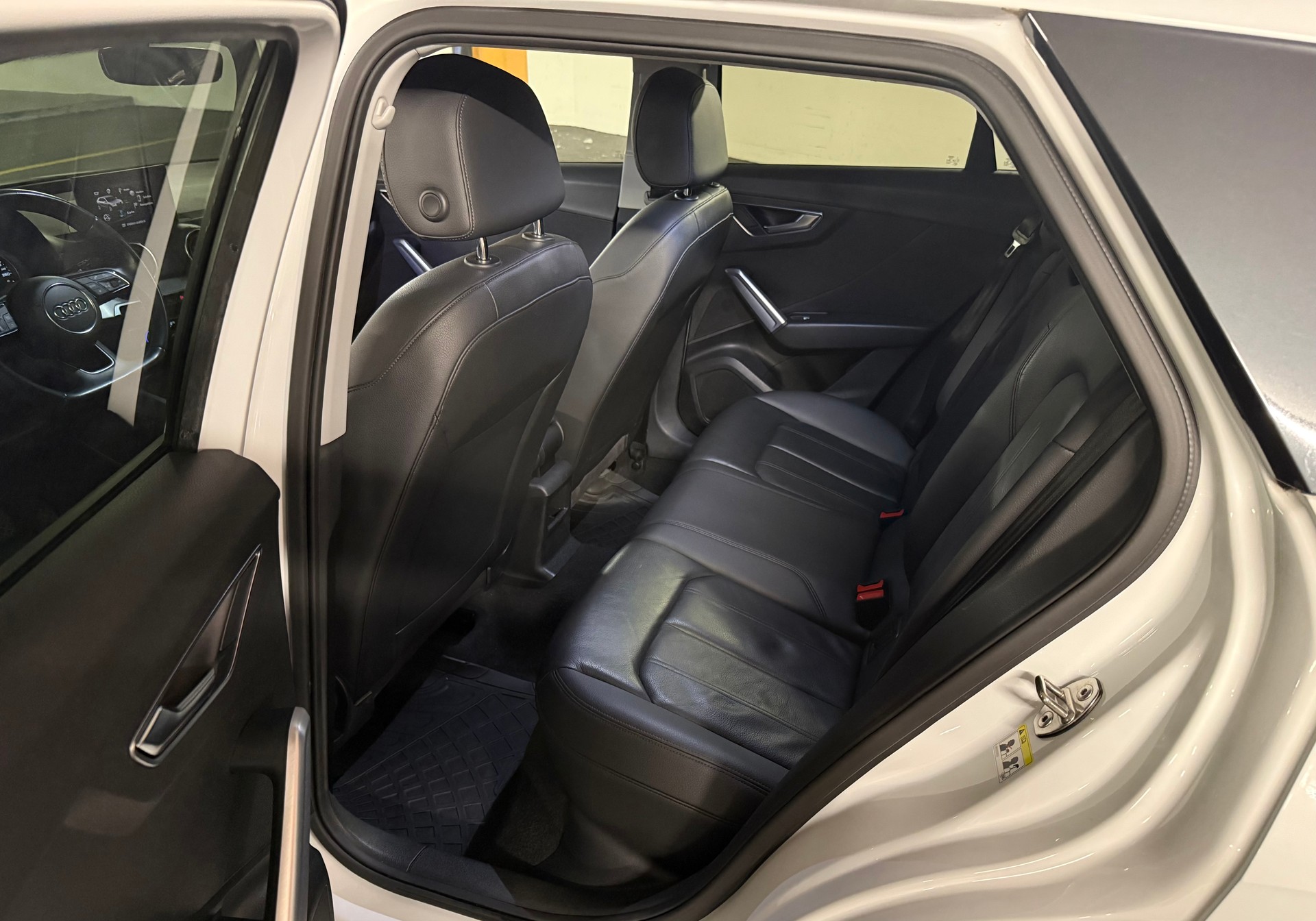 AUDI Q2 2.0 TDI sport quattro S-tronic-image-8