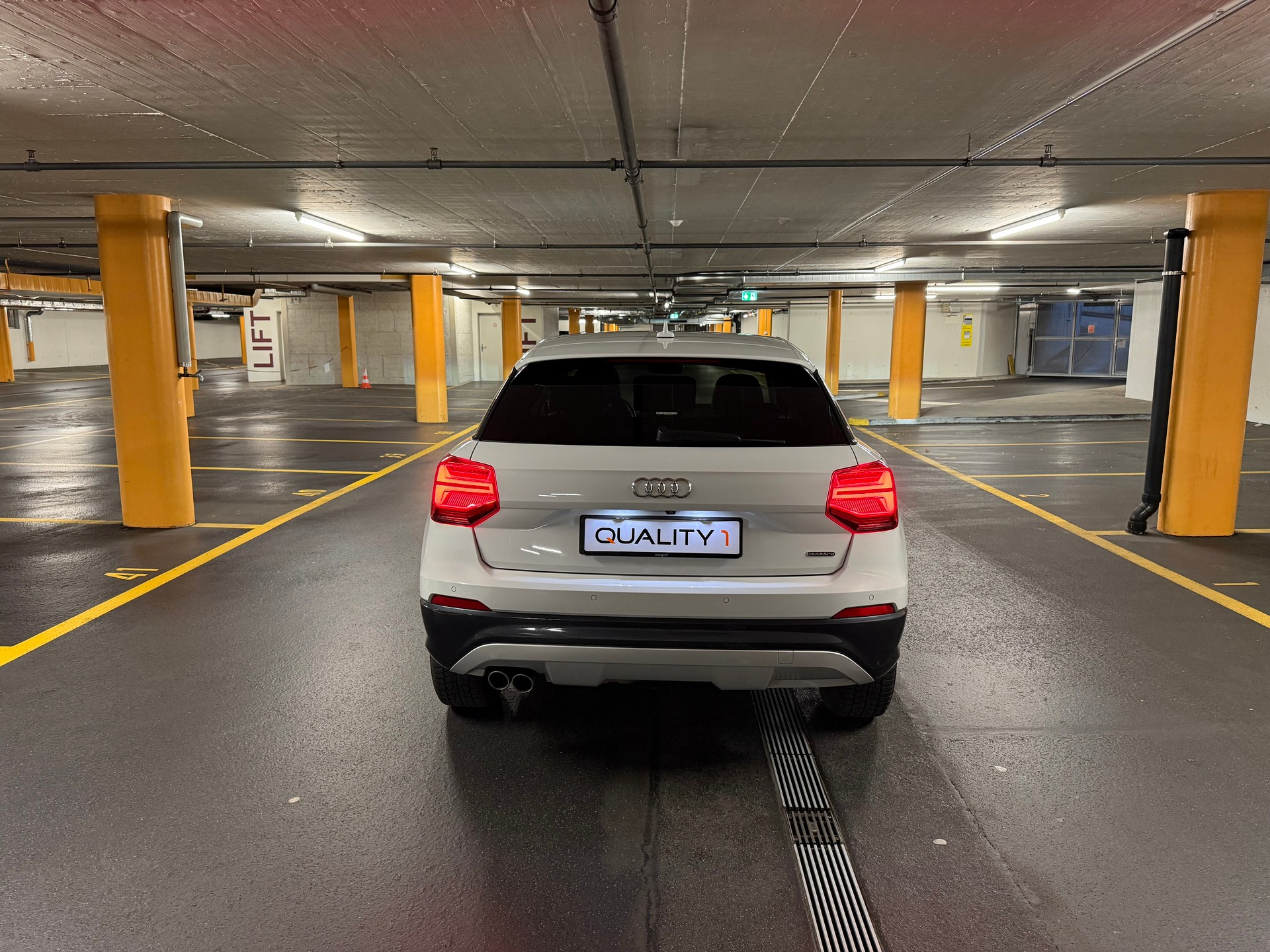 AUDI Q2 2.0 TDI sport quattro S-tronic-image-3