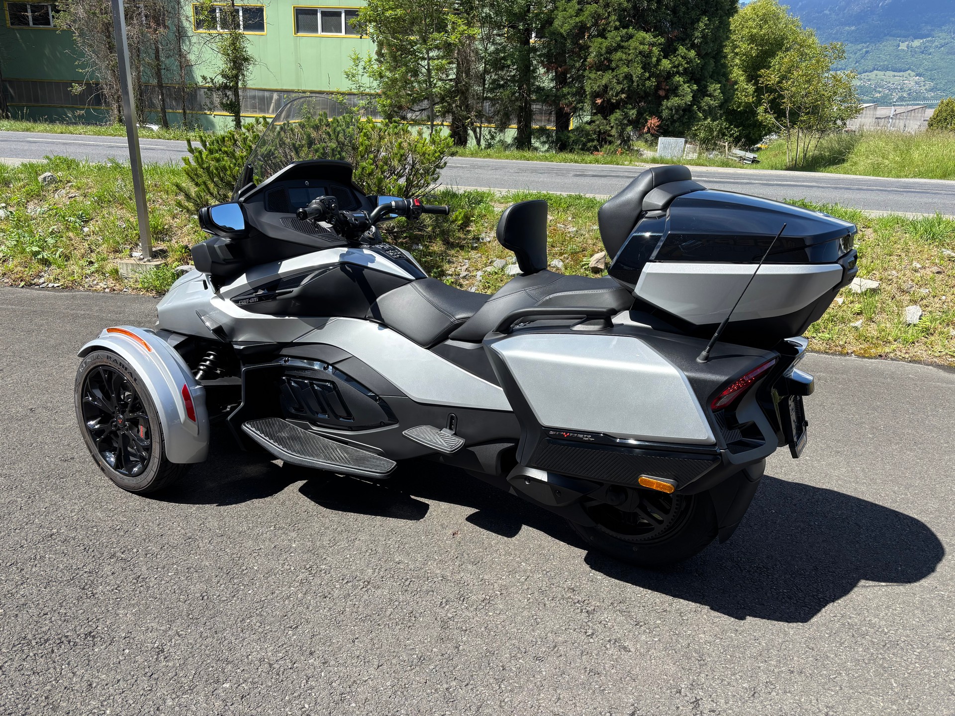 CAN-AM Spyder RT-LTD Dark Edition SE6-image-1