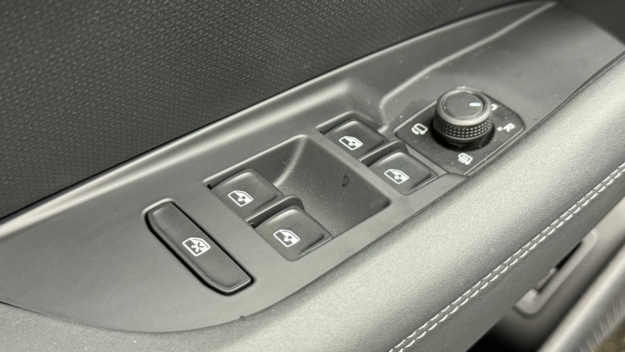 CUPRA Terramar 1.5 eHybrid DSG-image-8
