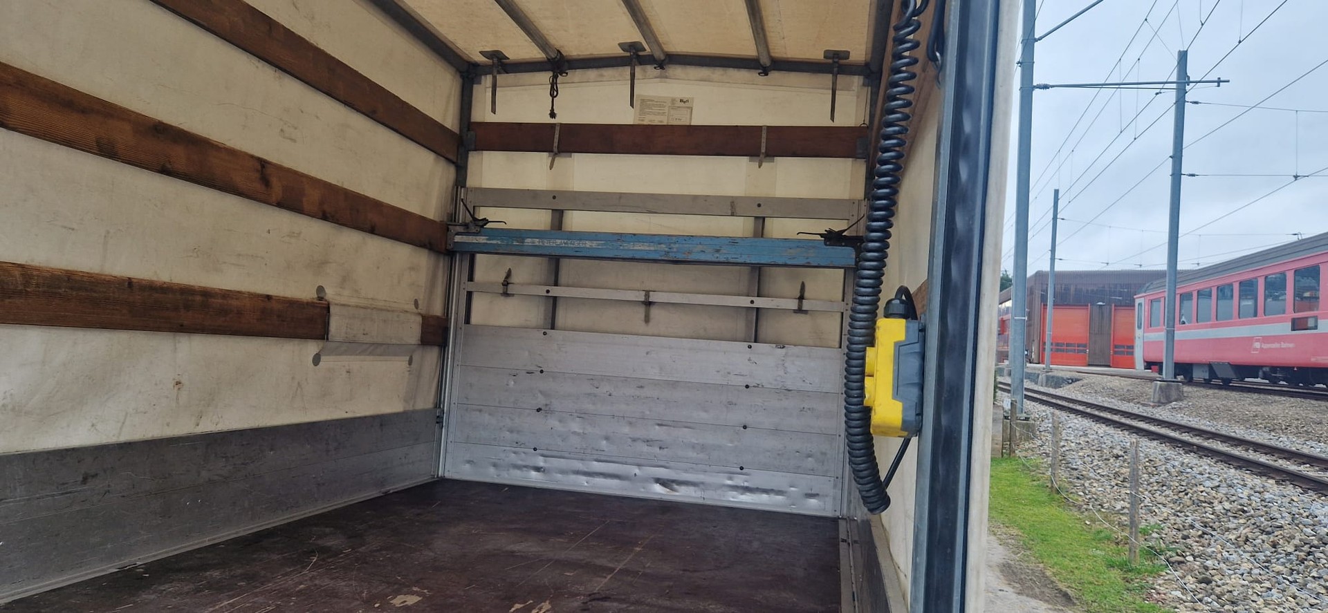 RENAULT MASTER-image-8