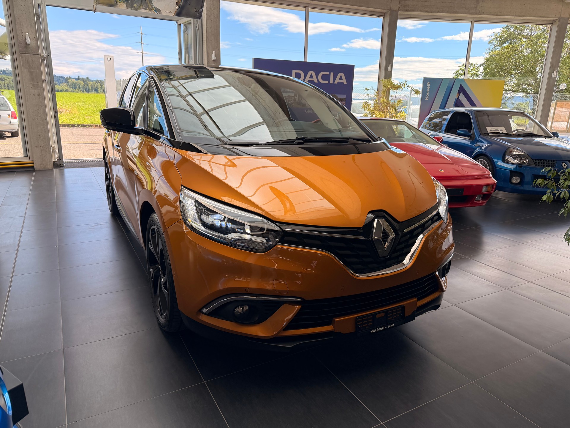 RENAULT Scénic 1.2 TCe 130 Bose-image-2