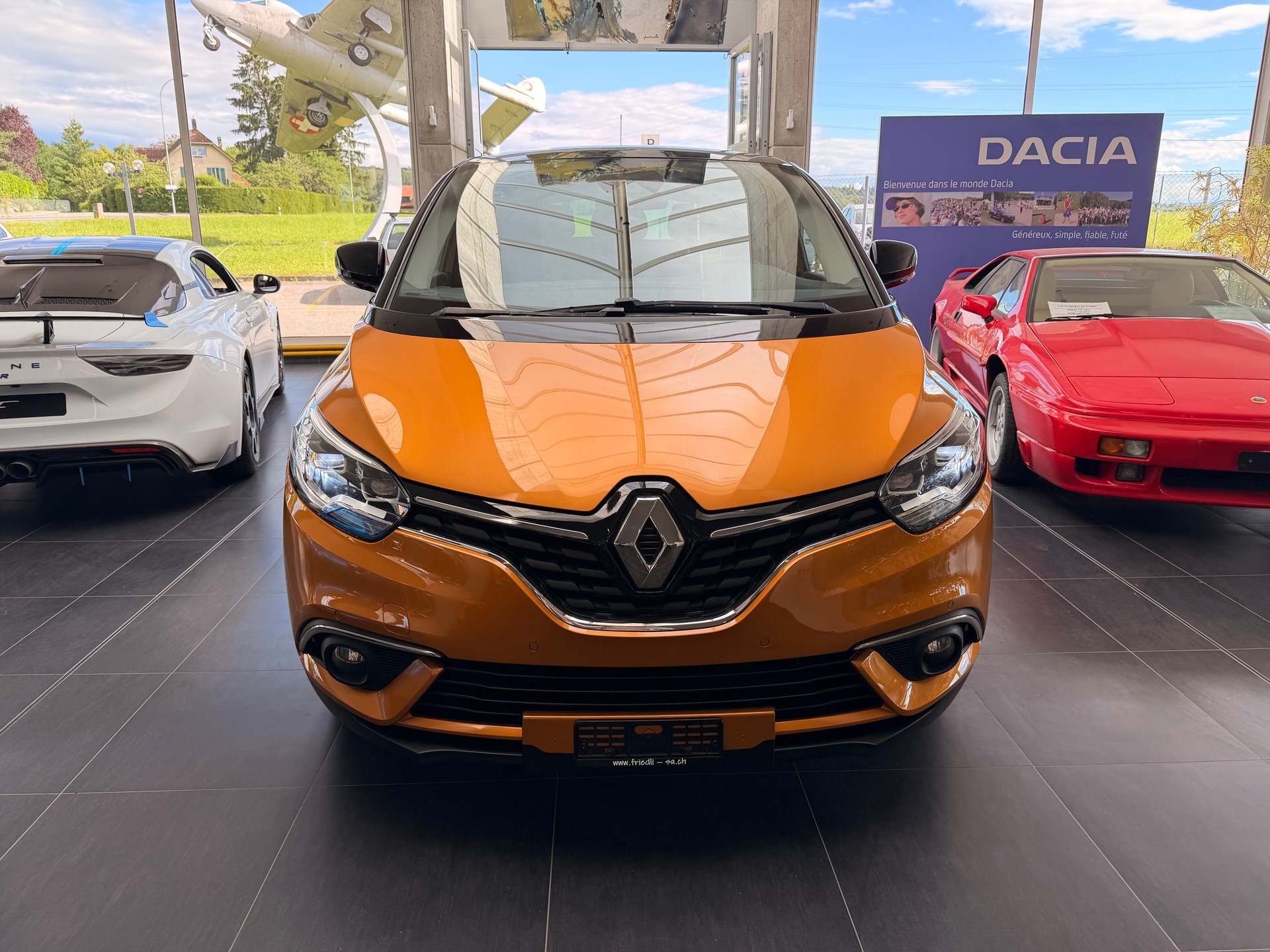 RENAULT Scénic 1.2 TCe 130 Bose-image-0