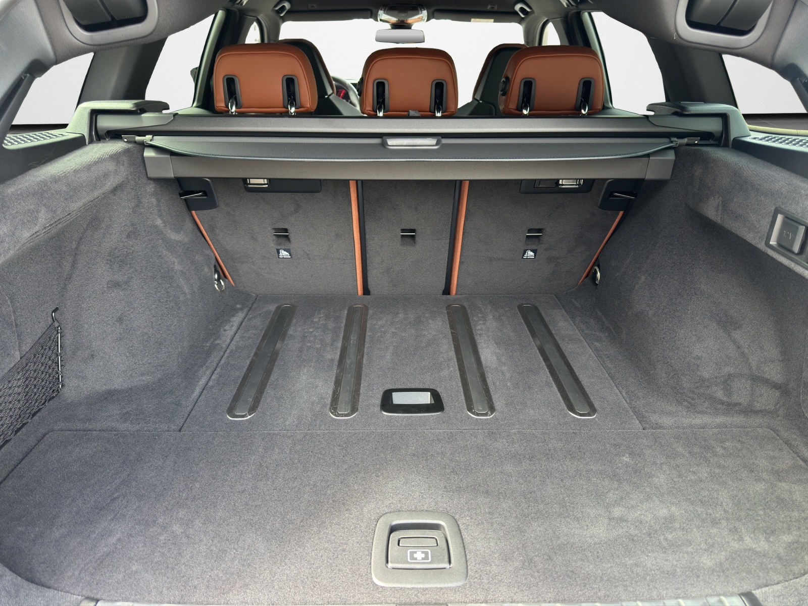 BMW M3 Touring xDrive Competition M-image-14