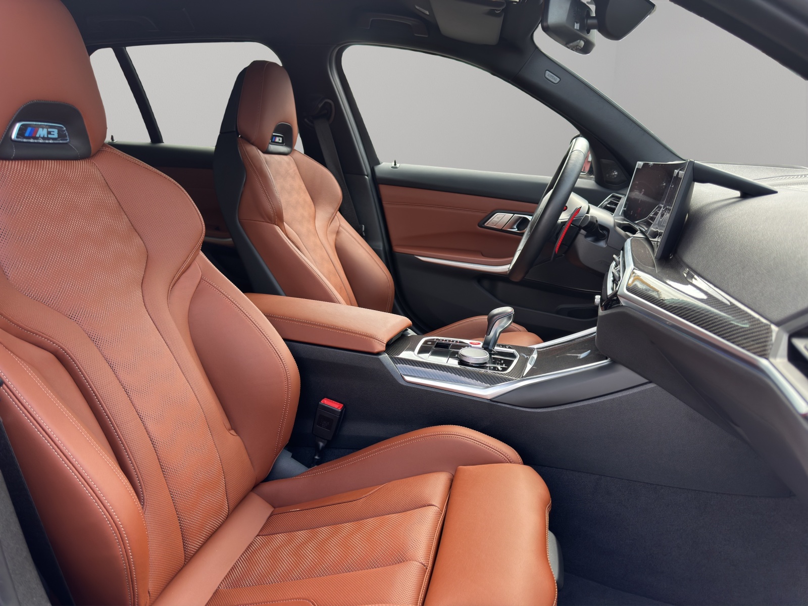 BMW M3 Touring xDrive Competition M-image-12