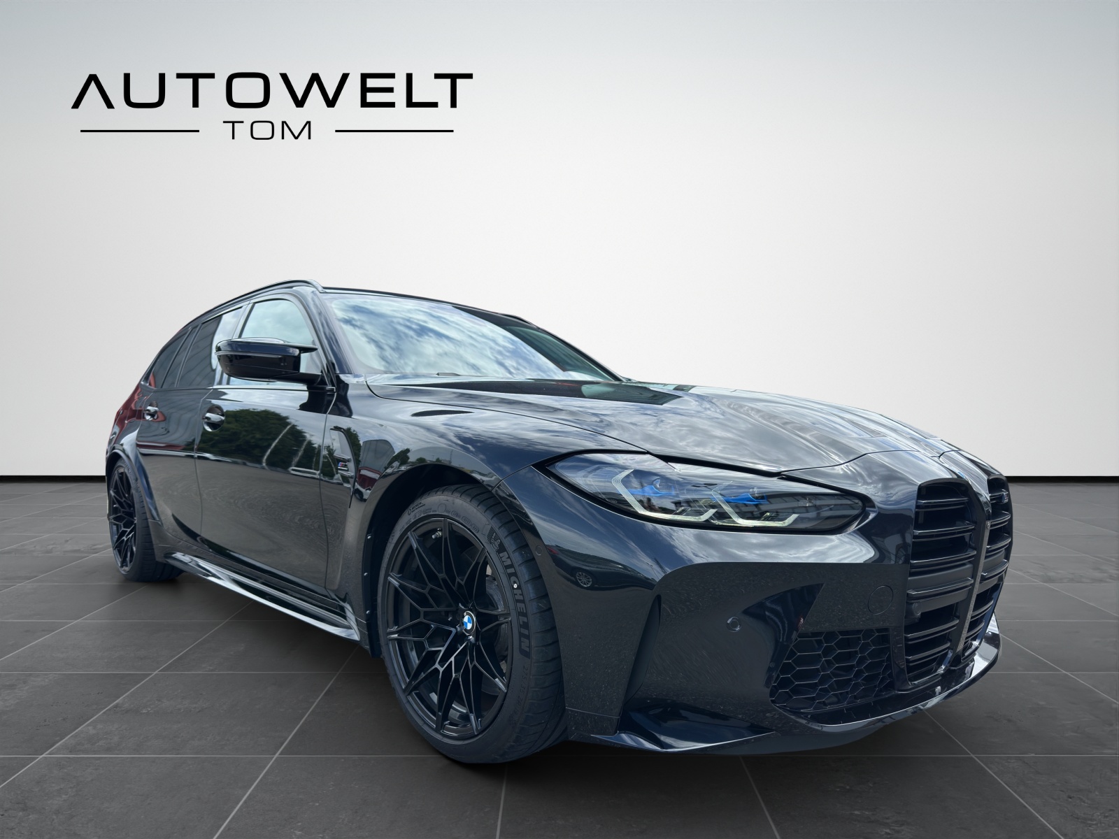 BMW M3 Touring xDrive Competition M-image-6
