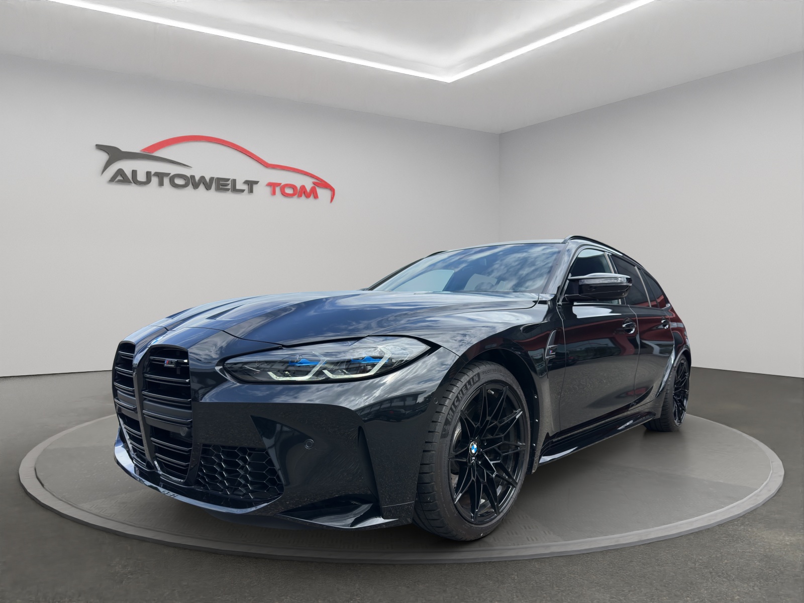 BMW M3 Touring xDrive Competition M-image-0