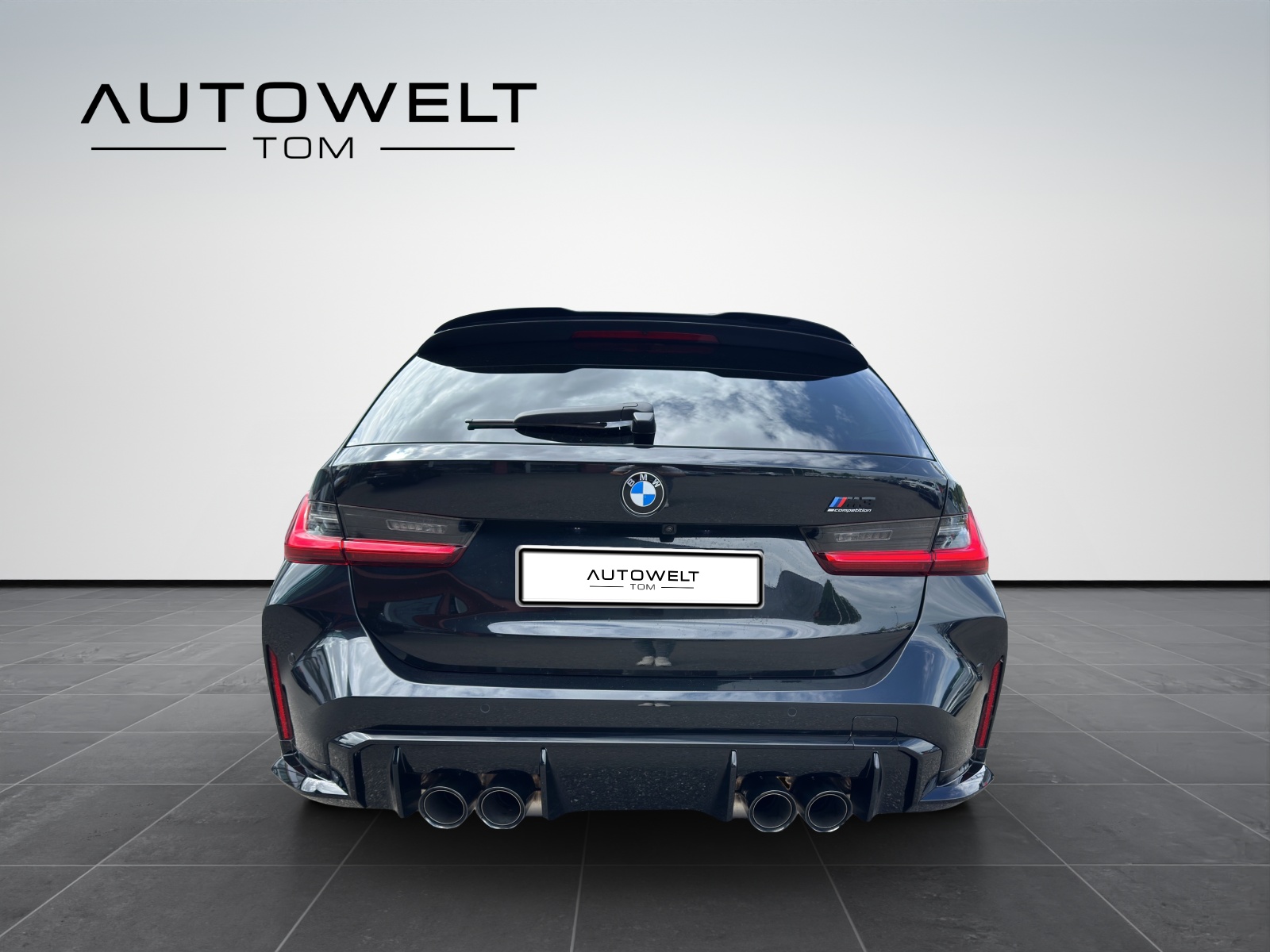 BMW M3 Touring xDrive Competition M-image-3