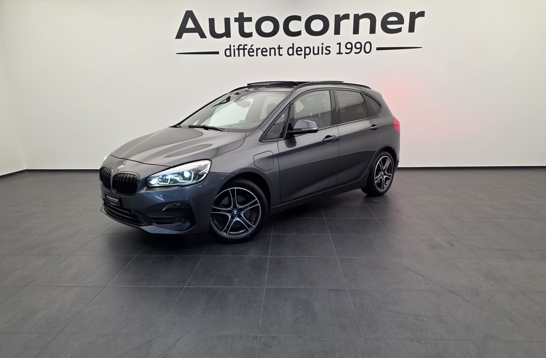 BMW 225xe iPerformance Active Tourer Steptronic M Sport-image-0
