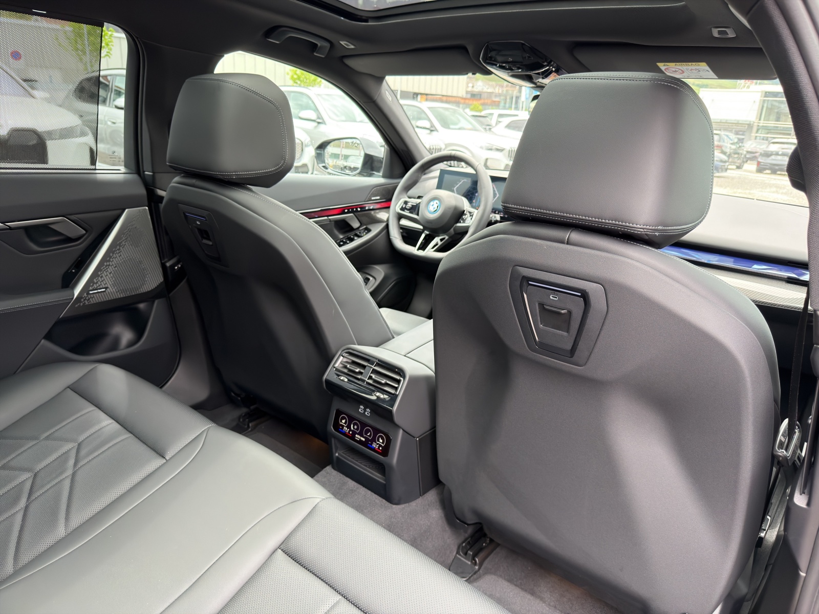 BMW 550e xDrive Touring M Sport Pro Steptronic-image-19