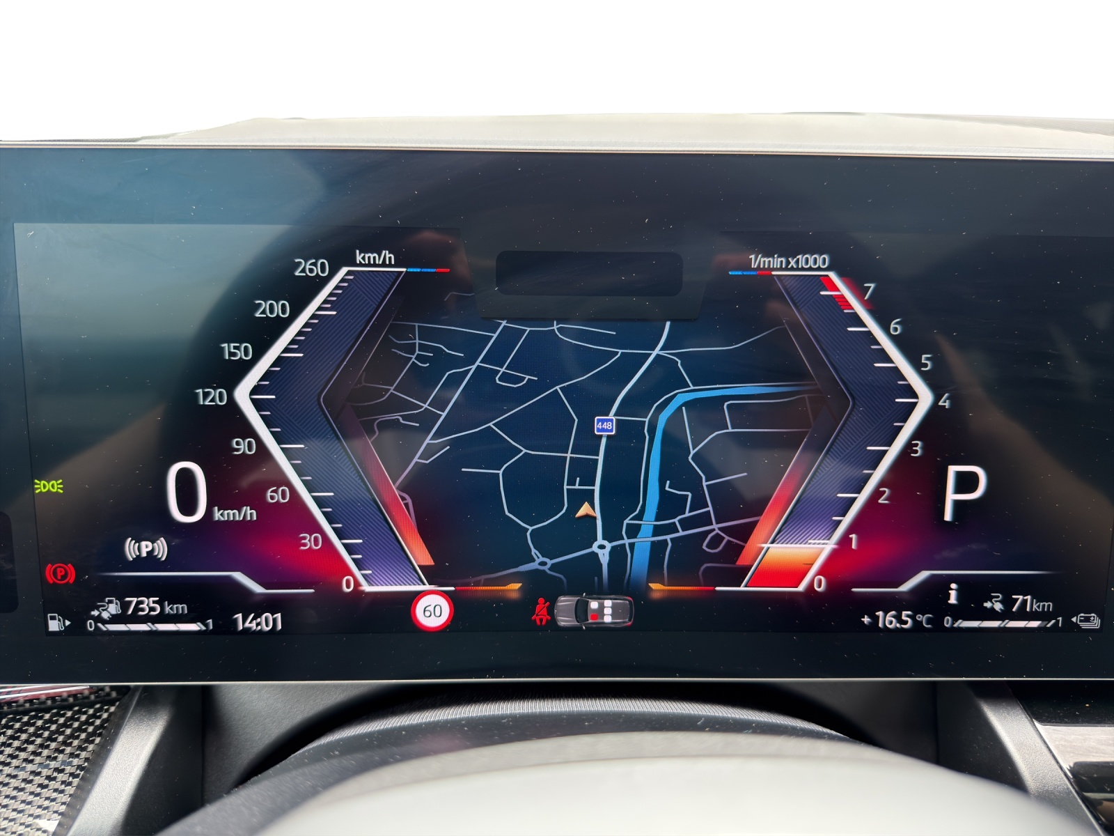 BMW 550e xDrive Touring M Sport Pro Steptronic-image-9
